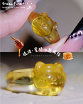 【𝐇𝐨𝐧𝐞𝐲 𝐁𝐞𝐞・琥珀 — 蜜糖小熊戒指🍯】文玩系列
